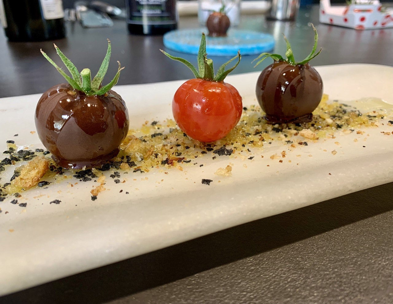 Bombones de tomate Nippo con chocolate La Caja Saludable