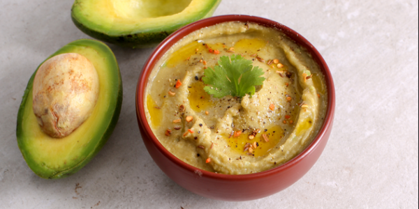 Receta de hummus de aguacate La Caja Saludable