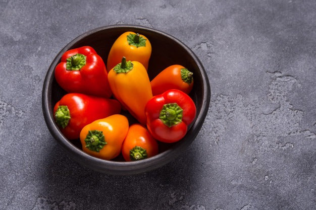 Pimientos sweet bite rellenos de salmón La Caja Saludable