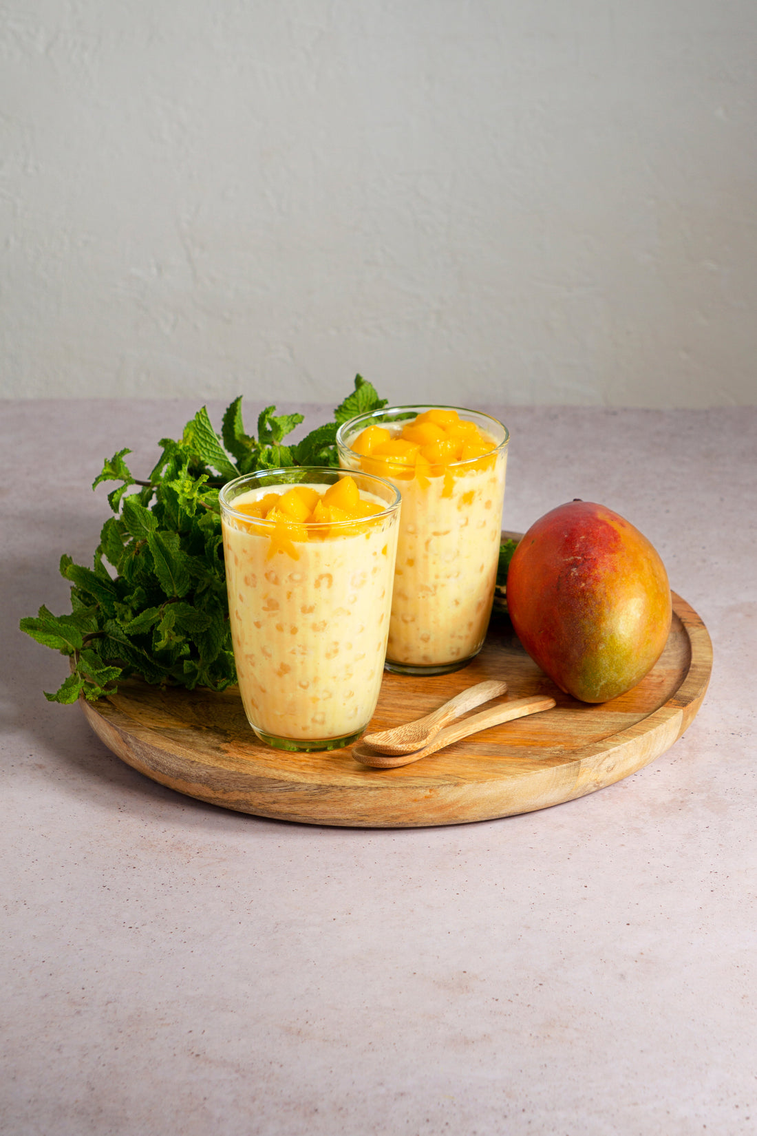 Crema suave de Mango Osteen con hierbabuena