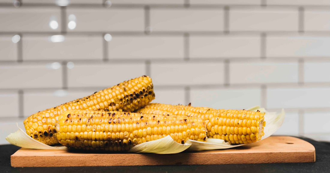 Brochetas de maíz y verduras de la Caja Clásica